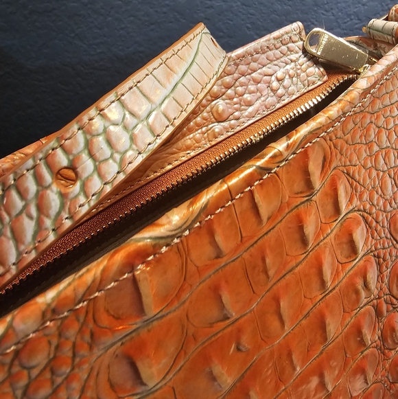 Crossbody - Picture 14 of 14